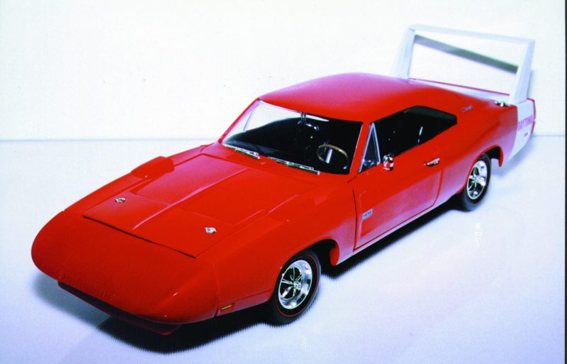 Ertl 69 Dodge Charger Daytona redwhite