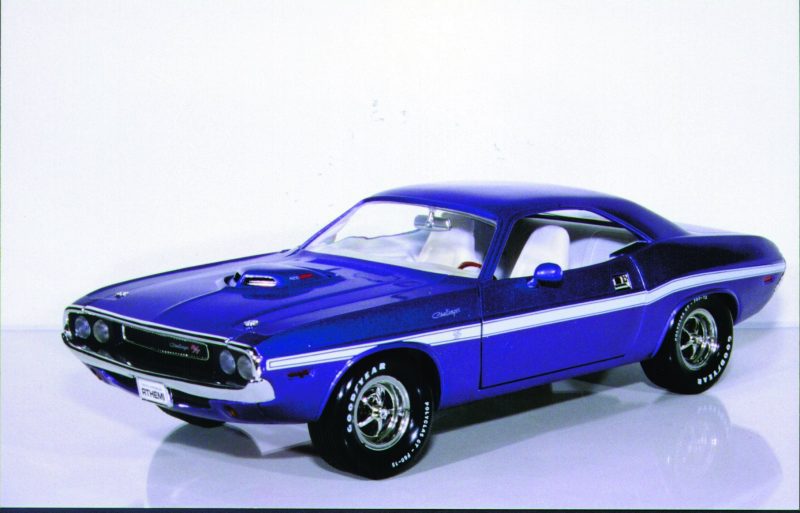 Ertl 70 Dodge Challenger RT plum crazy