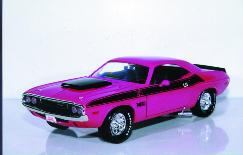 Ertl 70 Dodge Challenger TA panther pink