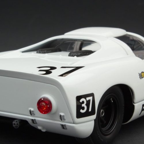 Exoto 1967 Porsche 910 2nd in Class 57 1