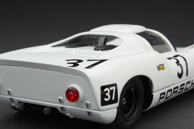 Exoto 1967 Porsche 910 2nd in Class 57 1