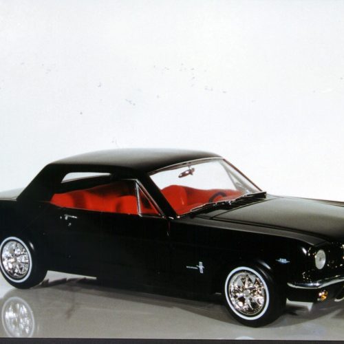 Revell 65 Mustang HT black