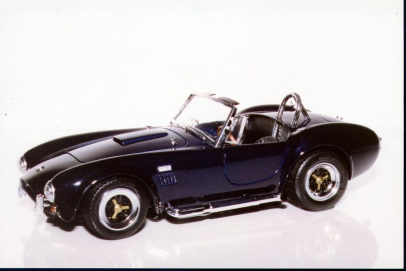 Yatming 64 Shelby Cobra 427 SC dark blue