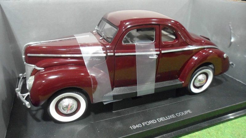 ford deluxe coupe 1940 bordeaux 118 universal hobbies